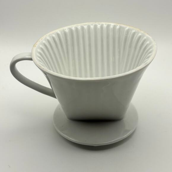 Melitta Ceramic Pour Over Coffee Dripper White Manual Brewer Filter Cone - Picture 2 of 3